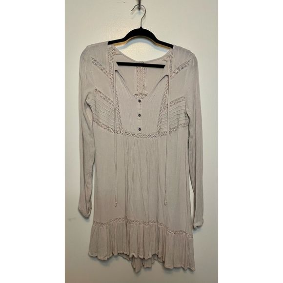 Free People Dresses & Skirts - Free People Size XS Oatmeal Tunic/Dress
Henley Tassel Crochet Panel Long
Sleeve